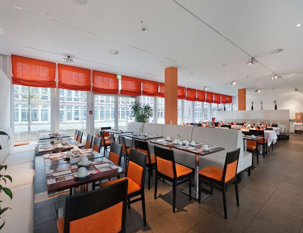 Premier Inn Muenchen City Ost Restaurant billede